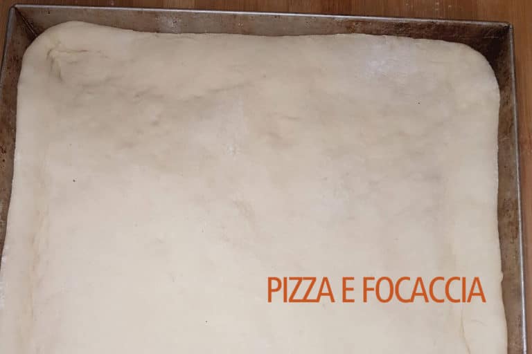 focaccia-genovese-in-lievitazione