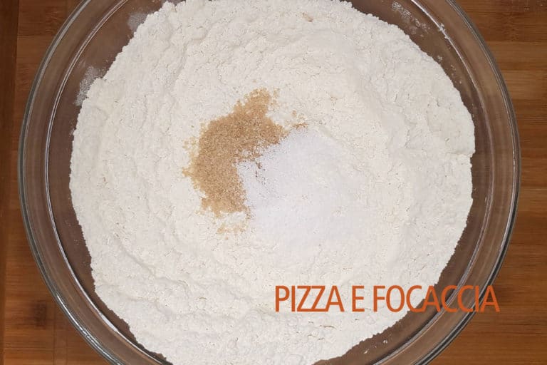 focaccia-genovese-sale-e-zucchero