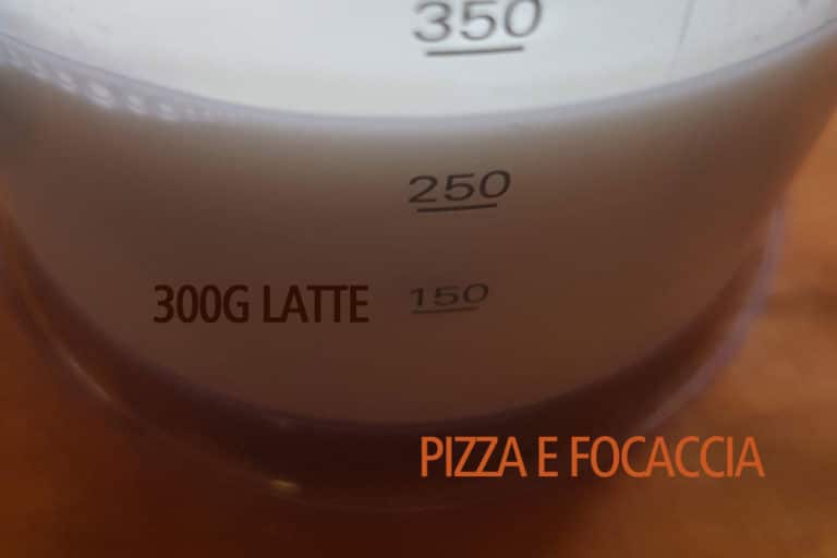 panini-al-latte-300-latte