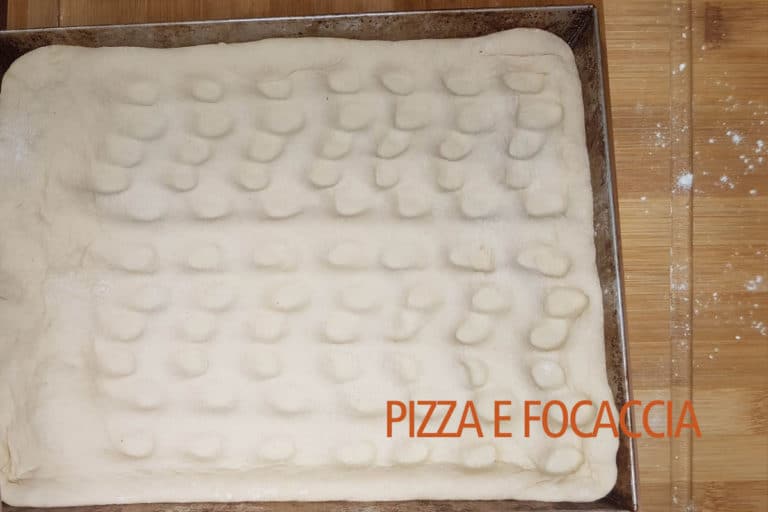 pizza-e-focaccia-foratura-lato