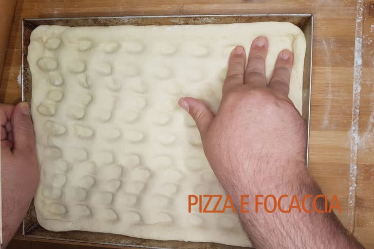 pizza genovese foratura lato