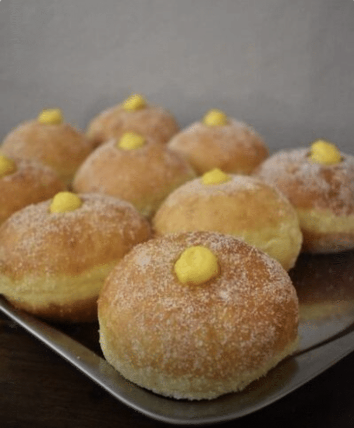 Bomboloni Alla Crema