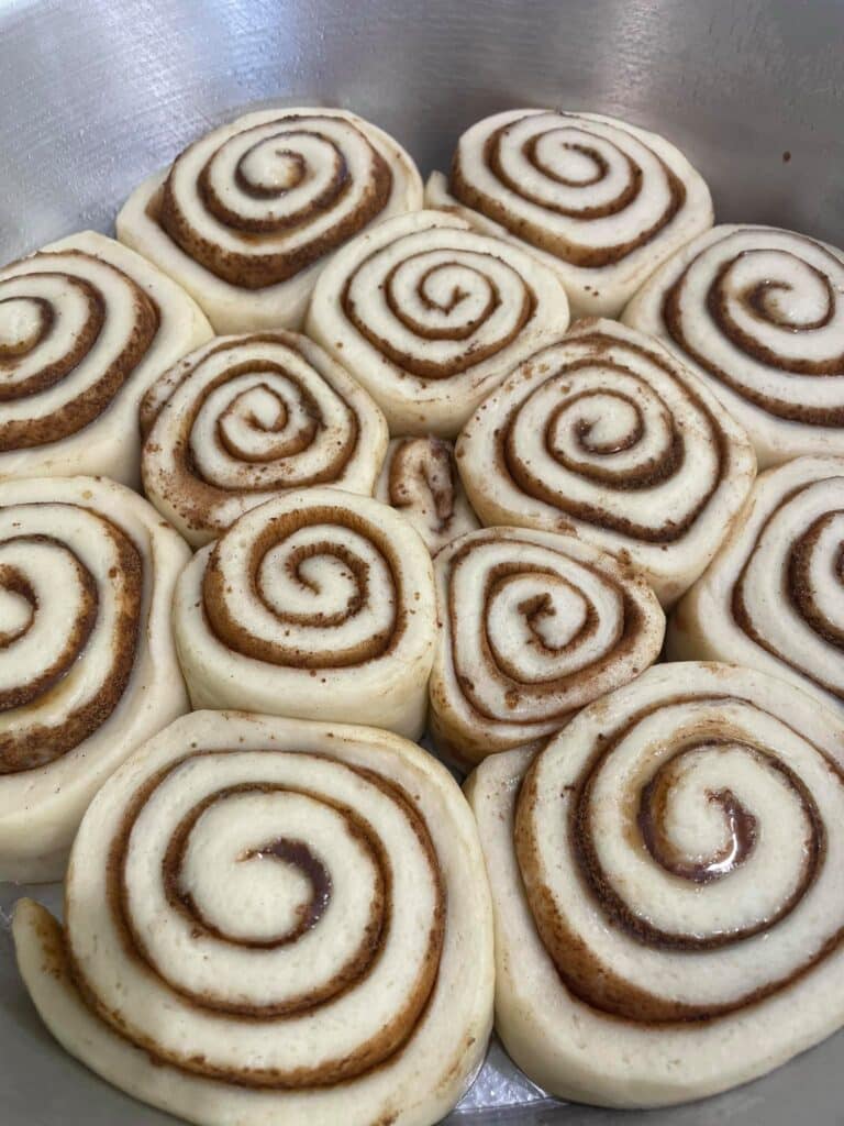 Cinnamon Rools 4