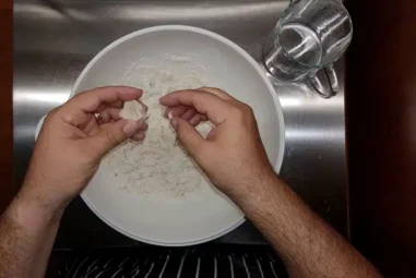 Come fare un impasto pizza, impasto base