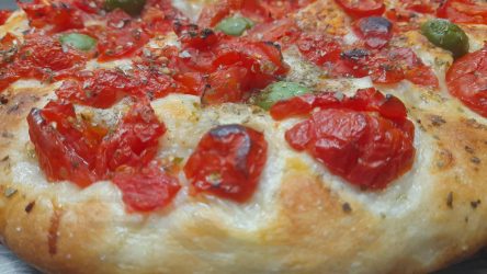 Pizza e focaccia Home - English 11 Focaccia Barese