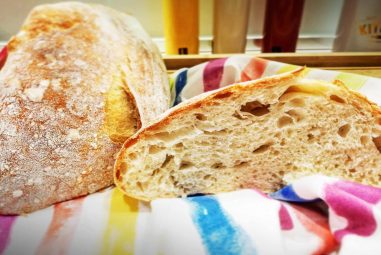 Pane comodo cotto in pentola