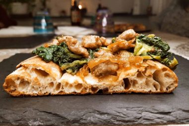 Teglia romana, Metodo diretto salsiccia e friarielli